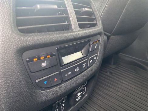 Certified 2022 Honda Pilot Touring image 27