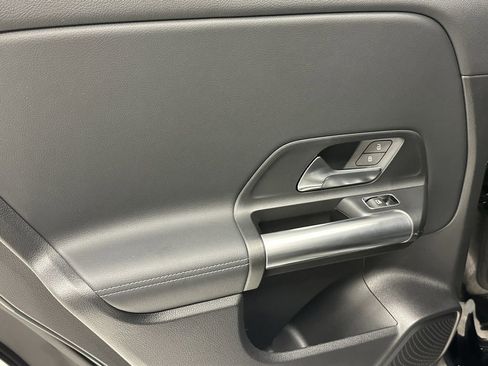 Certified 2025 Mercedes-Benz GLA 250 GLA 250 image 24