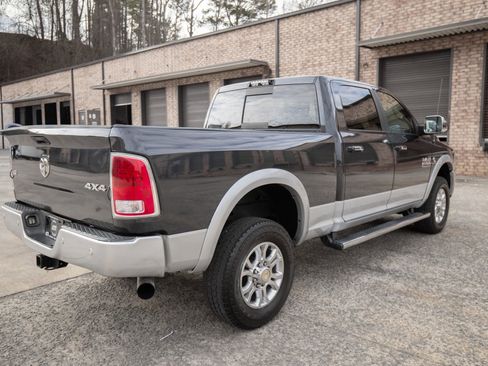 Used 2017 RAM 2500 Laramie image 14