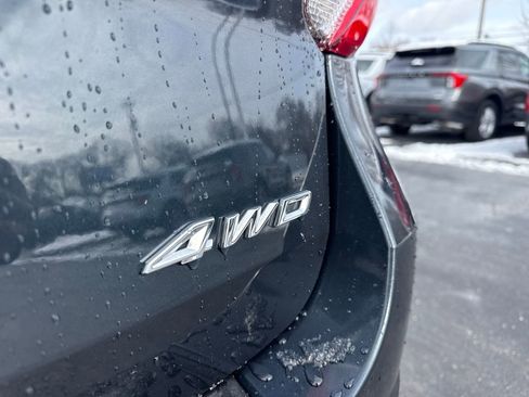 Used 2023 Ford Explorer XLT w/ Equipment Group 202A image 11