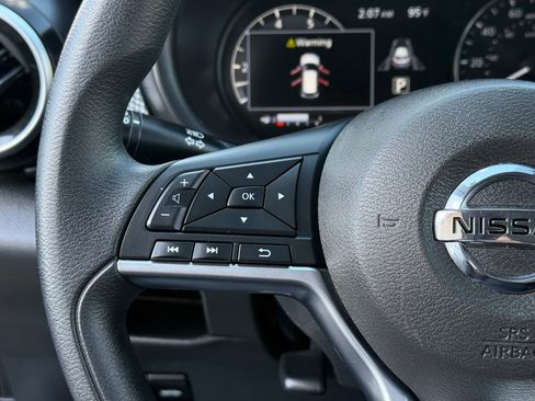 Used 2022 Nissan Kicks SV w/ Interior Electronics Package image 19