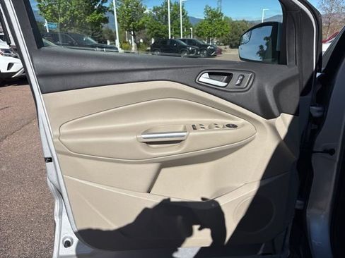 Used 2014 Ford Escape SE w/ Equipment Group 201A AWD/4WD image 7