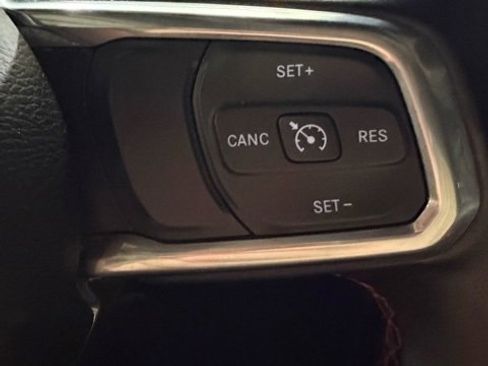 Used 2020 Jeep Gladiator Rubicon image 16