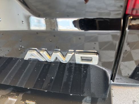 Used 2022 Ford Maverick AWD SuperCrew image 7