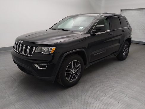Used 2018 Jeep Grand Cherokee Laredo RWD image 2