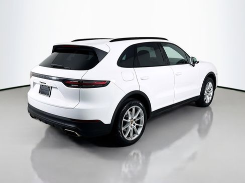 Certified 2019 Porsche Cayenne image 9