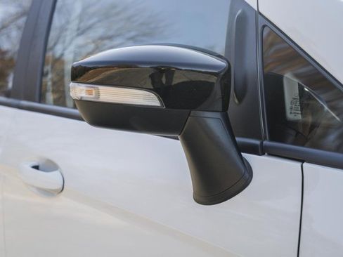 Used 2020 Ford EcoSport SES image 23