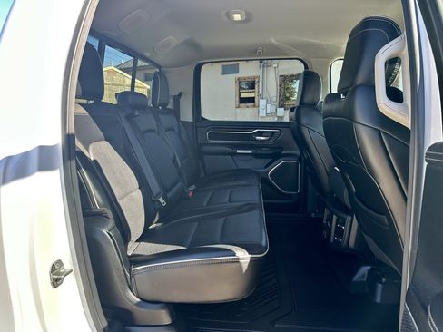 Used 2022 RAM 1500 Laramie image 12