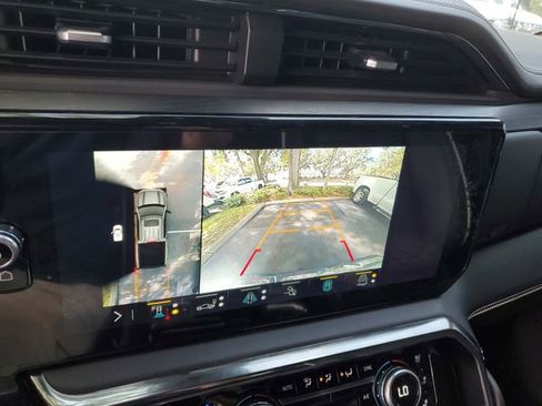 Used 2023 GMC Sierra 1500 AT4X image 22