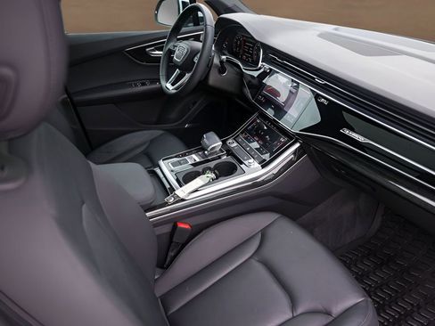 Used 2021 Audi Q7 3.0T Premium Plus image 30