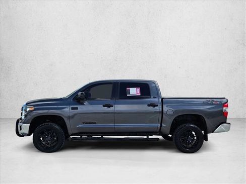 Used 2019 Toyota Tundra SR5 w/ SR5 Upgrade Package image 9