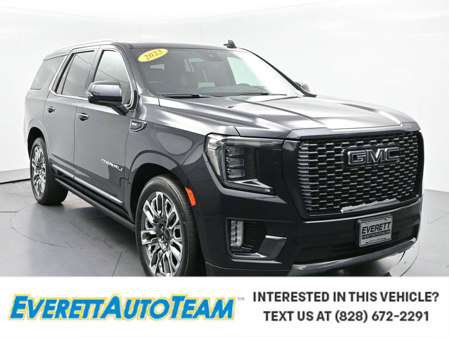 Used 2023 GMC Yukon Denali Ultimate AWD/4WD image 1
