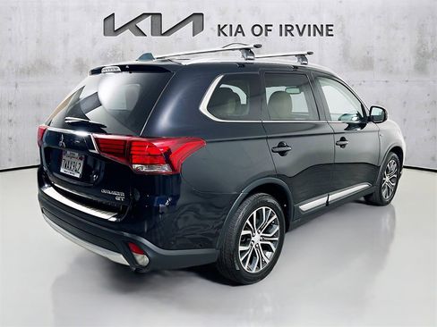 Used 2016 Mitsubishi Outlander GT image 7