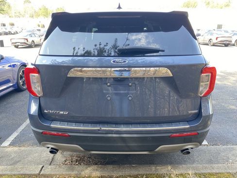 Used 2021 Ford Explorer Limited w/ Hybrid Equipment Group 310A image 3