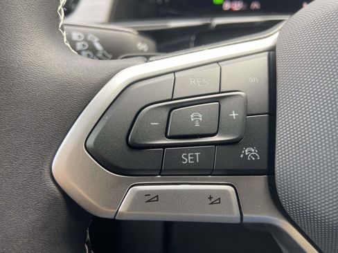 New 2026 Volkswagen Atlas Cross Sport SE AWD/4WD image 23