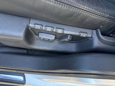 Used 2002 Volvo V70 T5 FWD image 12
