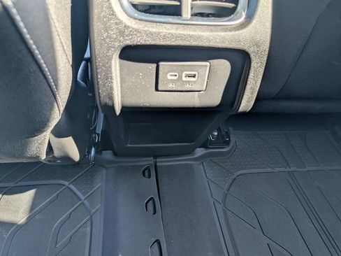 Used 2024 Chevrolet Blazer LT w/ LPO, Floor Liner Package FWD image 25