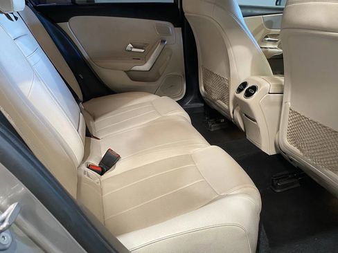 Used 2020 Mercedes-Benz A 220 image 7