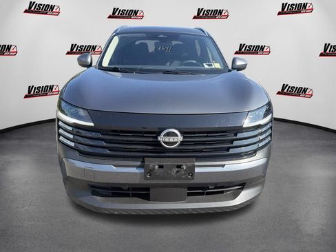 Used 2025 Nissan Kicks SV w/ SV Premium Package AWD/4WD image 2