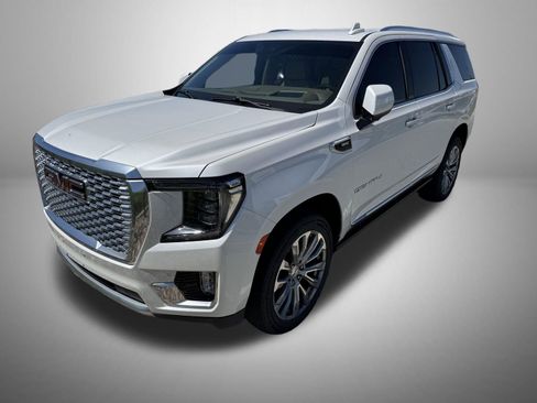 Used 2022 GMC Yukon Denali w/ Max Trailering Package AWD/4WD image 1