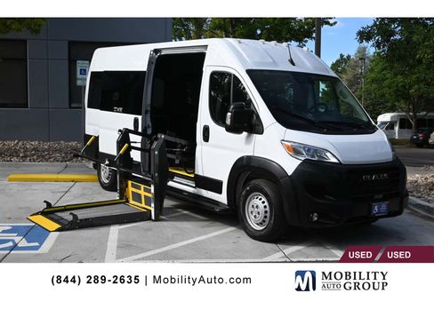 Used 2024 RAM ProMaster 2500 w/ Convenience Group FWD image 1