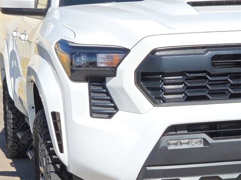 New 2025 Toyota Tacoma TRD Sport image 10