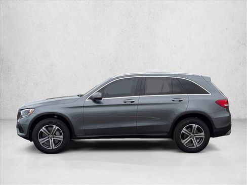 Used 2019 Mercedes-Benz GLC 300 4MATIC image 9