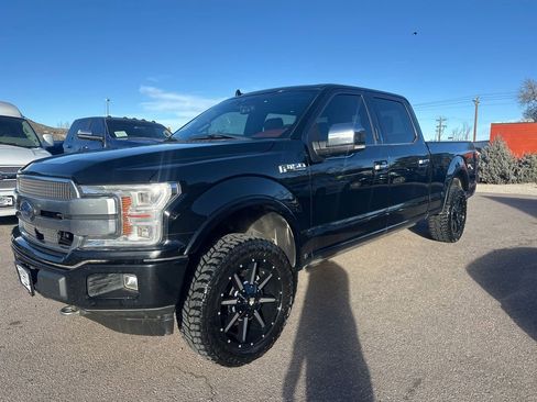 Used 2018 Ford F150 Platinum w/ Equipment Group 701A Luxury image 3
