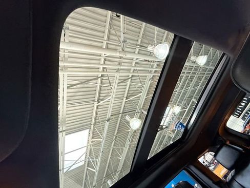 Used 2020 Jeep Grand Cherokee High Altitude image 23