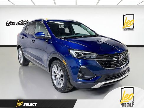 Used 2023 Buick Encore GX Essence w/ Experience Buick Package FWD image 3