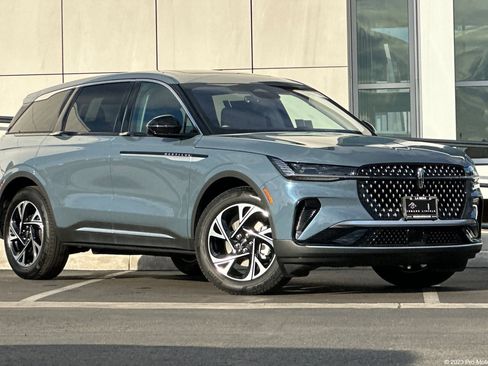 New 2026 Lincoln Nautilus Premier w/ Equipment Group 102A image 1