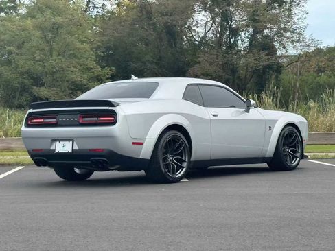 Used 2019 Dodge Challenger R/T Scat Pack image 5