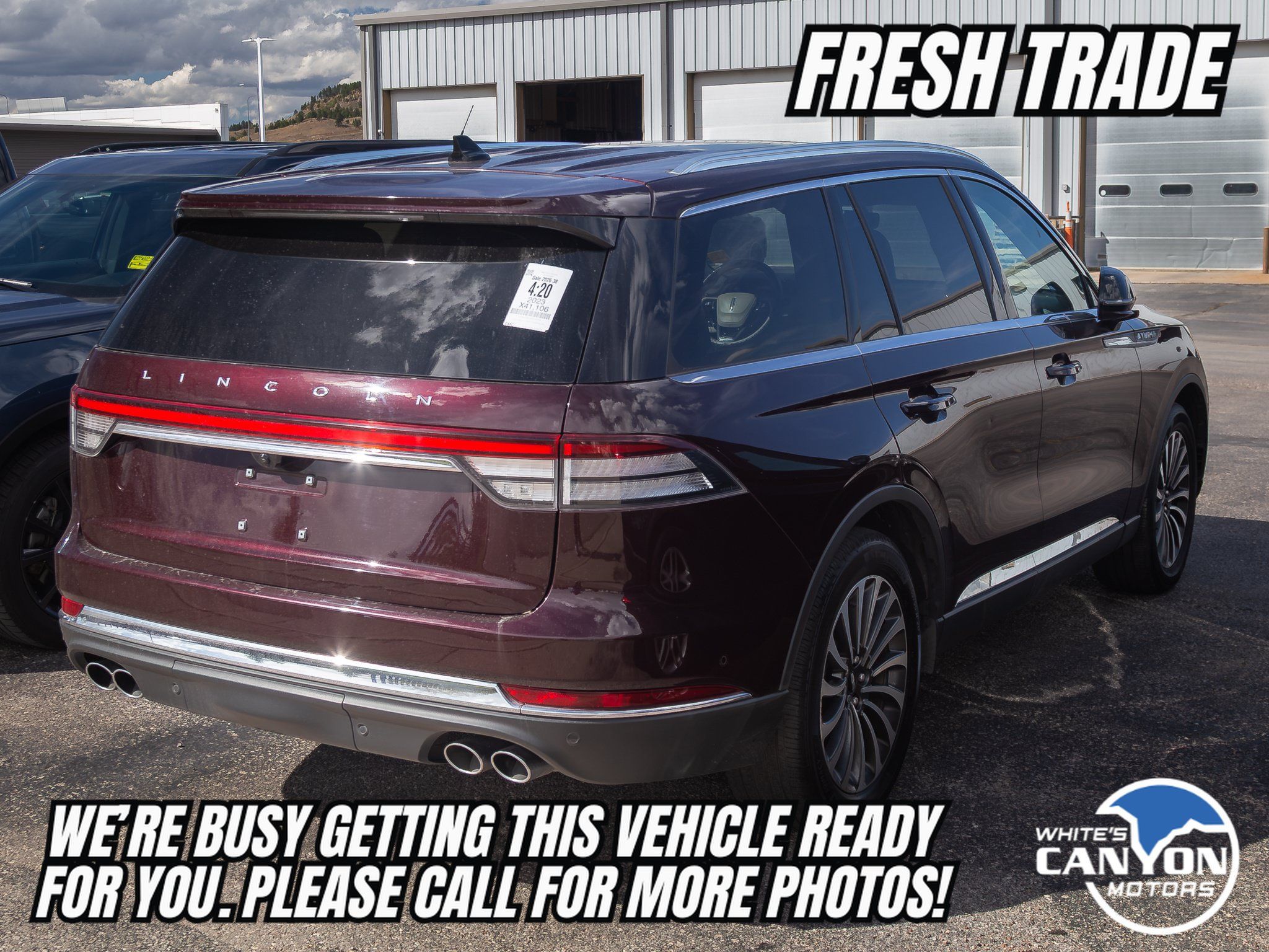 Used 2023 Lincoln Aviator Reserve w/ Equipment Group 201A AWD/4WD image 4