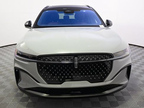 New 2026 Lincoln Nautilus Reserve w/ Jet Appearance Package image 10