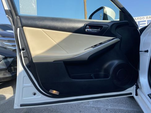 Used 2016 Lexus IS 200t image 14