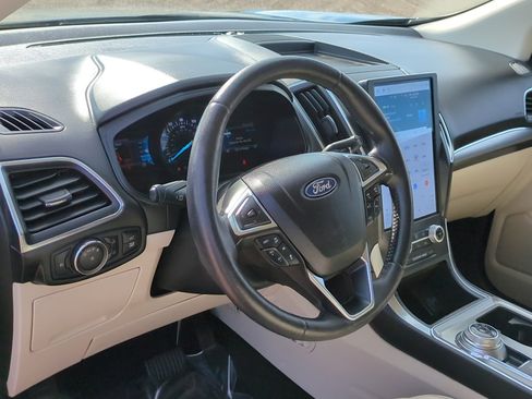 Used 2022 Ford Edge Titanium w/ Equipment Group 301A image 14
