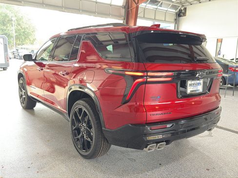 New 2026 Chevrolet Traverse RS w/ LPO, Floor Liner Package image 5
