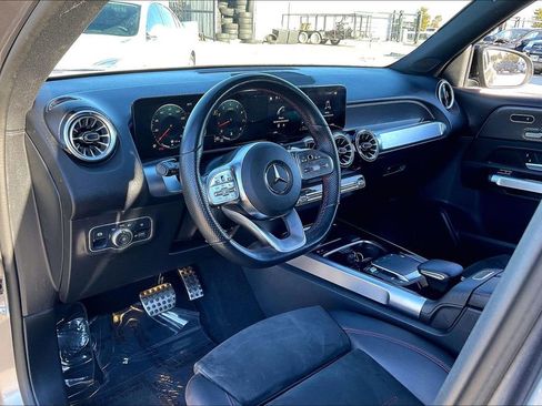 Used 2023 Mercedes-Benz GLB 250 image 16