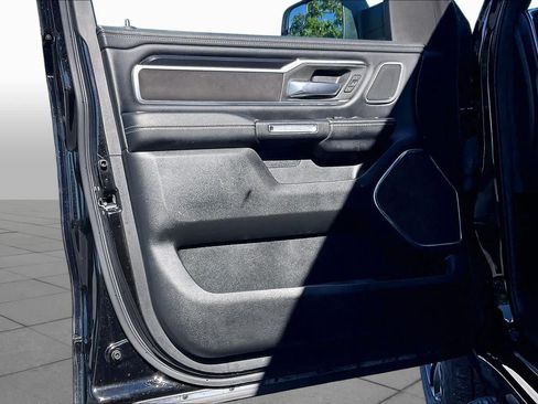 Used 2022 RAM 1500 Laramie AWD/4WD image 22