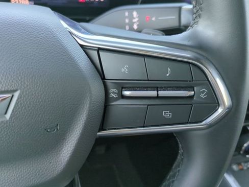 Certified 2025 Chevrolet Suburban Z71 image 31