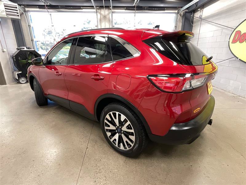 Used 2020 Ford Escape SEL AWD/4WD image 3