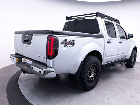 Used 2018 Nissan Frontier SV w/ Value Truck Package image 16