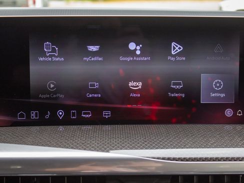 Used 2025 Cadillac Escalade V image 16