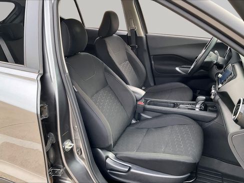 Used 2024 Nissan Kicks SV FWD image 8