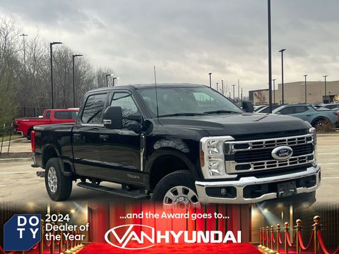 Used 2024 Ford F250 XLT w/ FX4 Off-Road Package image 1