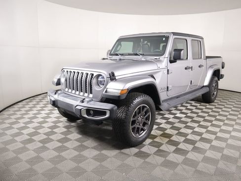 Used 2020 Jeep Gladiator Overland image 1