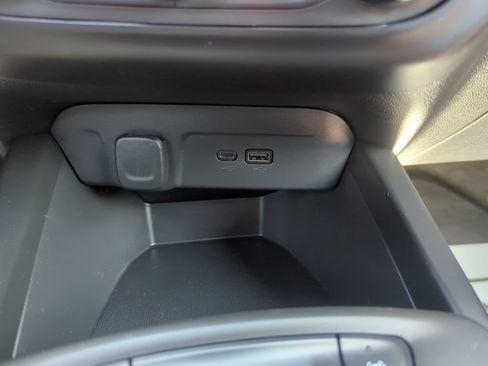 Certified 2024 Chevrolet Trax RS w/ Driver Confidence Package FWD image 24