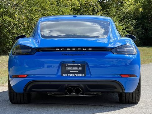 Certified 2023 Porsche 718 Cayman image 8