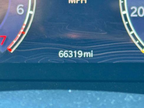 Used 2023 Jeep Grand Cherokee L Limited w/ Luxury Tech Group II AWD/4WD image 28