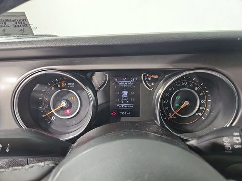 Used 2022 Jeep Wrangler Sport S image 16